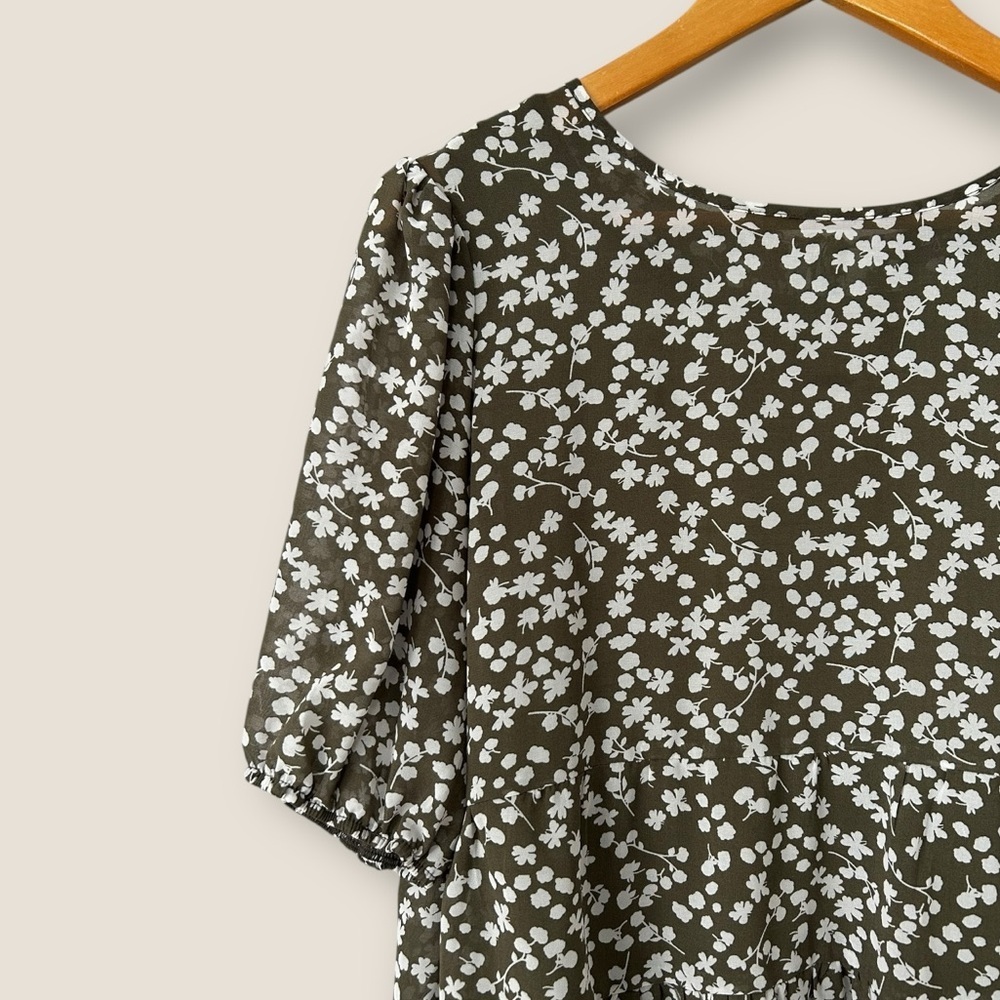 Lily Morgan Floral Blouse Medium - Picture 2 of 8
